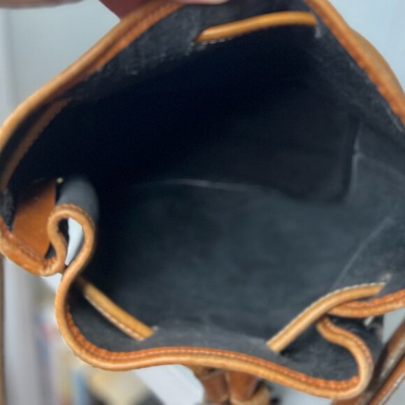 Dooney & Bourke Women's Drawstring Shoulder Bag Handbag Multicolor Size Medium - Picture 8 of 9